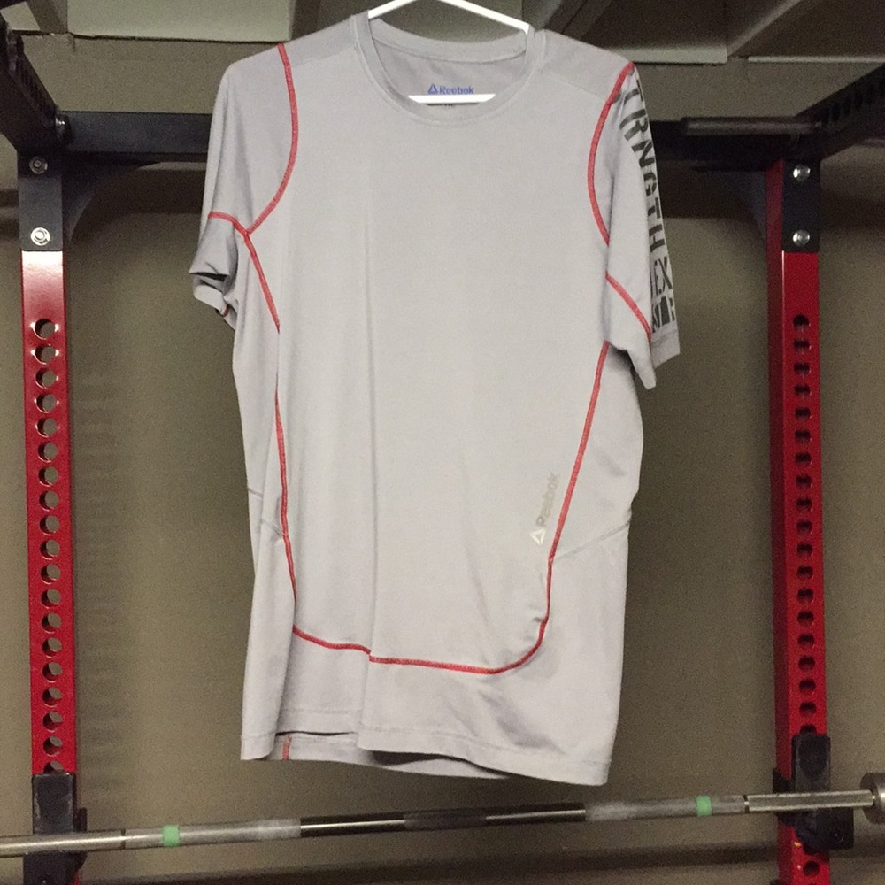 Men’s Reebok Size XL T-shirt